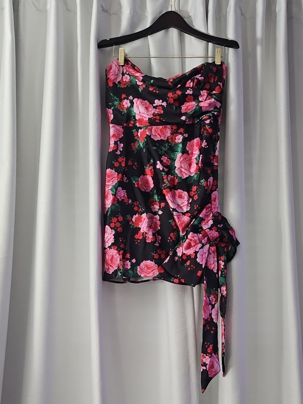 Miss Selfridge Floral Strapless Side Bow Cocktail Dress